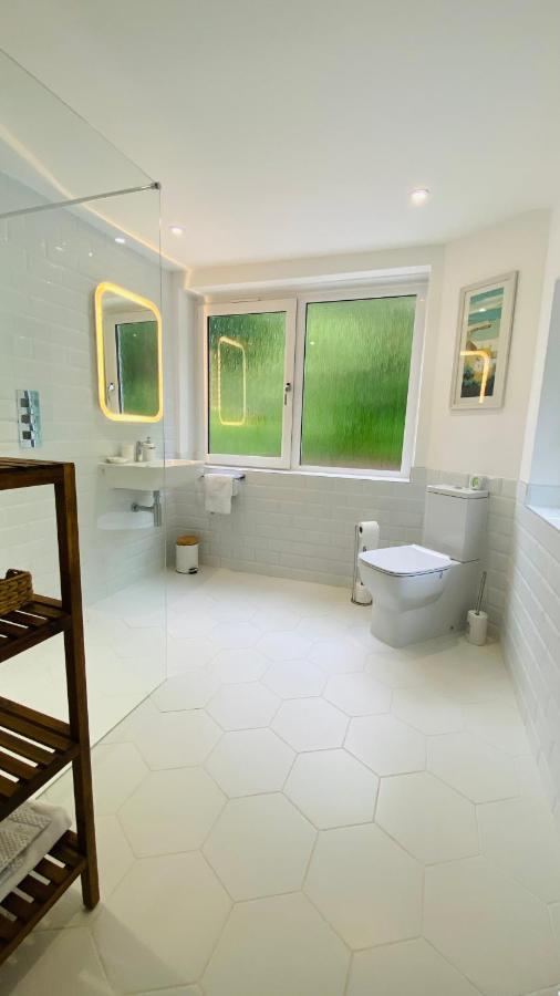 Gordy Hall -Sea Facing Welsh Cottage With Stunning Views Pendine Exterior foto