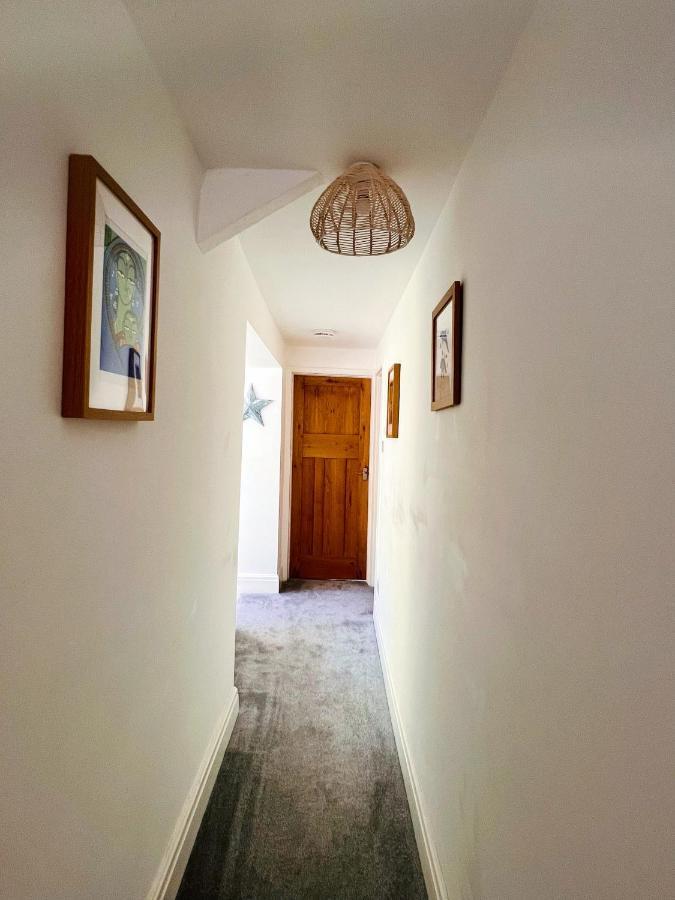 Gordy Hall -Sea Facing Welsh Cottage With Stunning Views Pendine Exterior foto